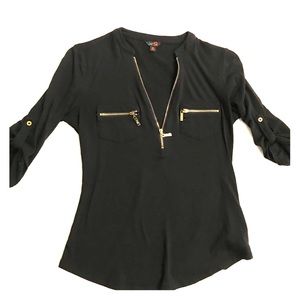 Guess 3/4 length shirt